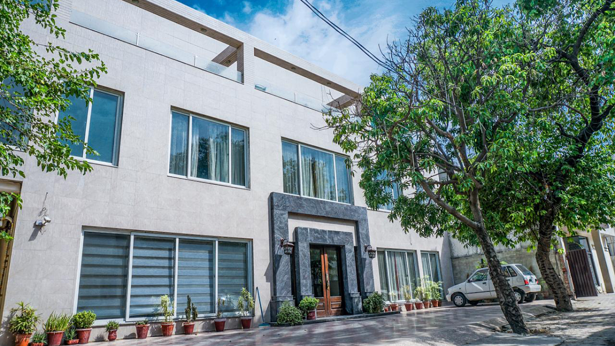 City View Hotel - coed hostel in Lahore, Punjab