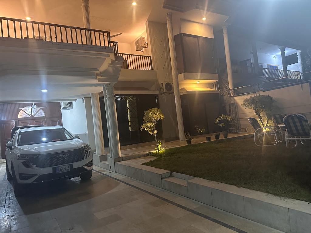 Stay Inn Guest House - coed hostel in Islamabad, Capital Territory
