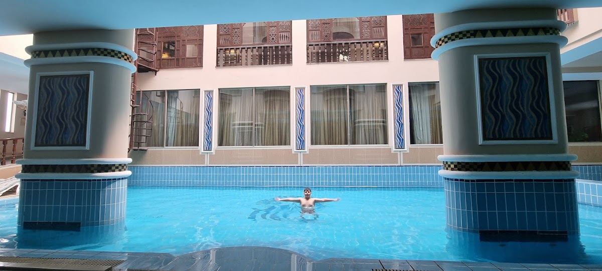 Luxus Grand Hotel - coed hostel in Lahore, Punjab