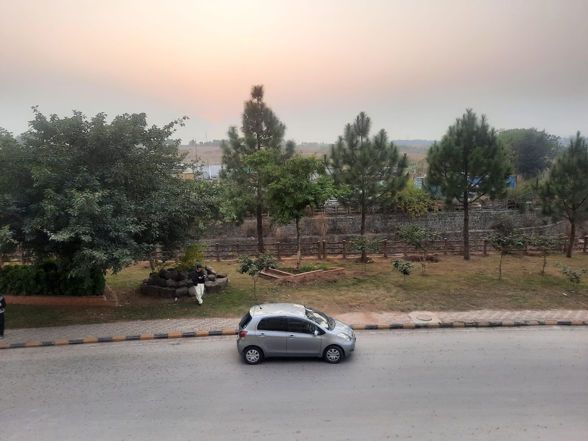 RayyanRetreat — photo 10