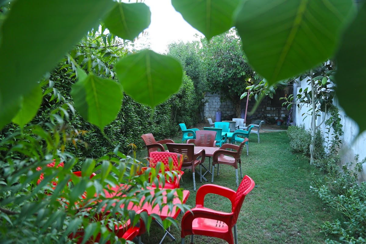 Luxury Inn — photo 8