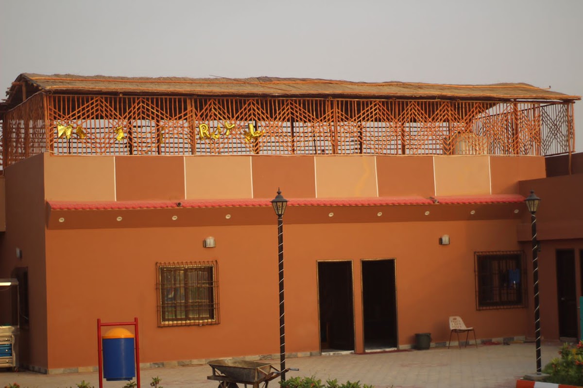 HOUSE OF ROYAL’s FARM HOUSE - coed hostel in Karachi, Sindh