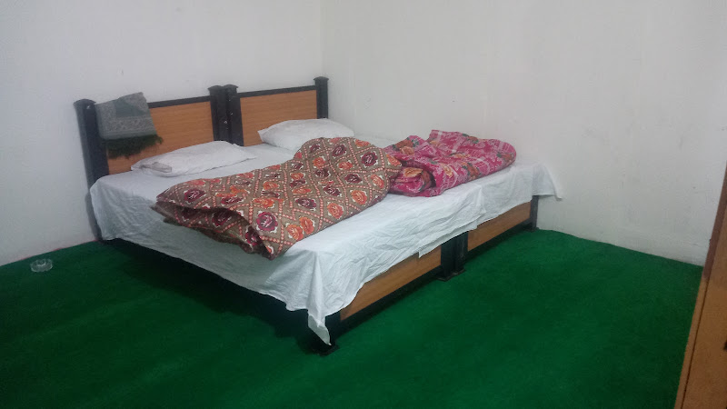 Zoom Guest House