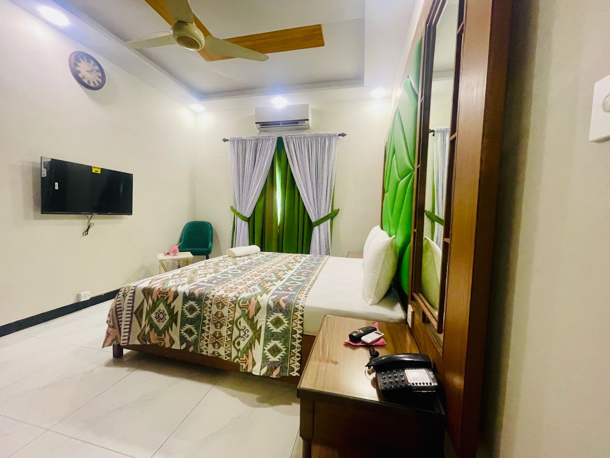 Travel Inn Clifton — photo 9