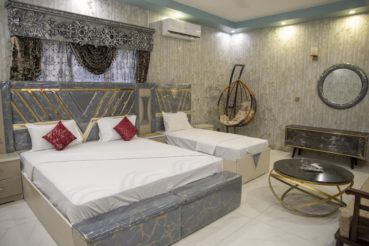 The Red Tree II Executive Guest House Karachi