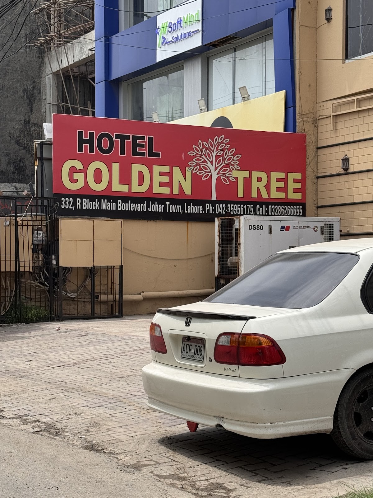 Hotel Golden Tree