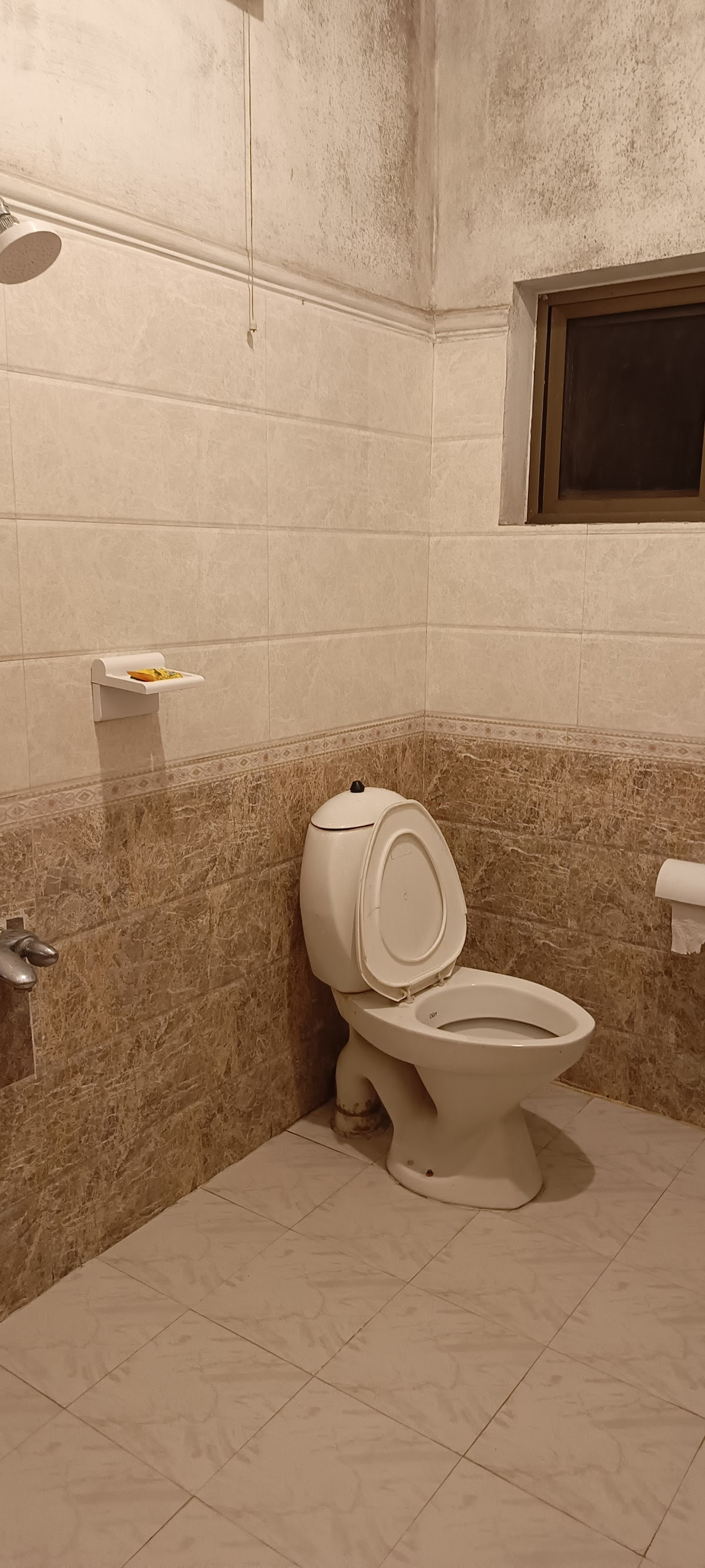 Royal Continental Guest House Peshawar — photo 8