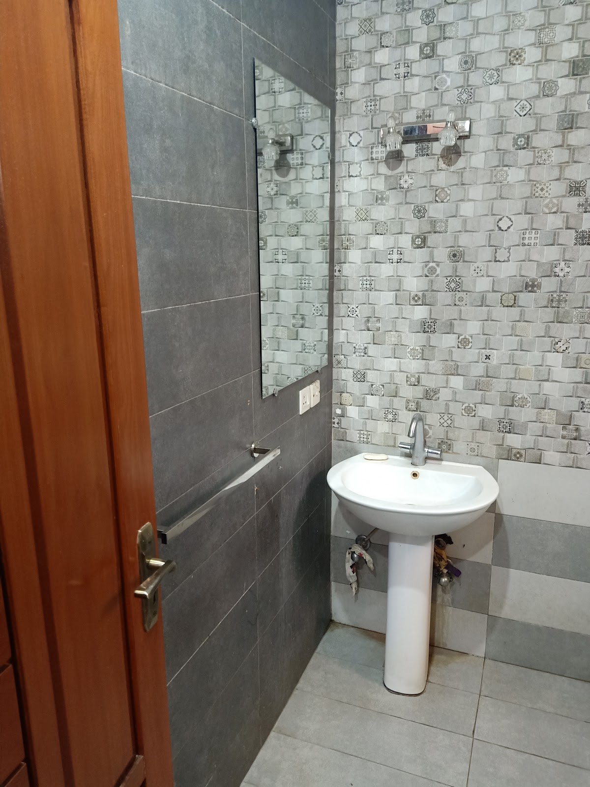 Continental Girls Hostel in Lahore near UCP — photo 9