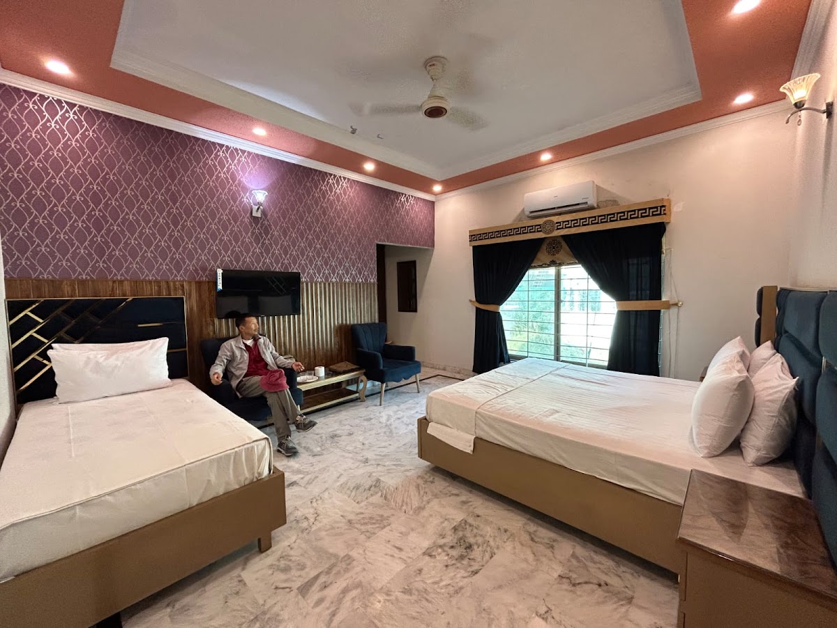 Grand Residency Guest House - coed hostel in Islamabad, Capital Territory
