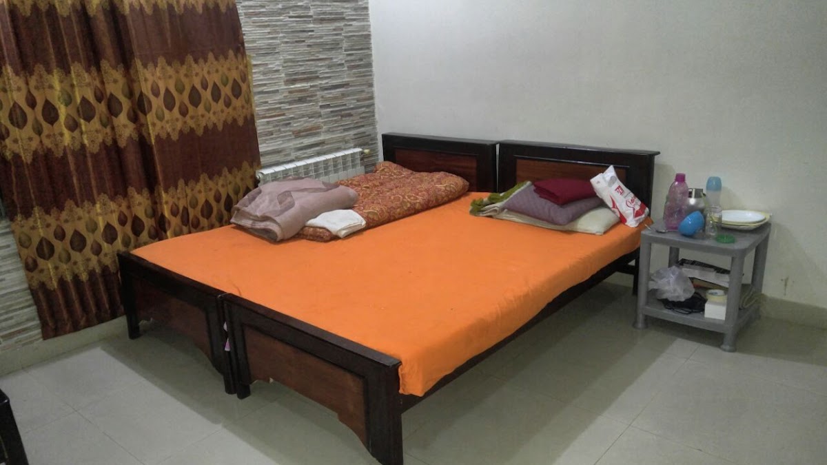 Faaria Girls Hostel + Baloch House1 — photo 6