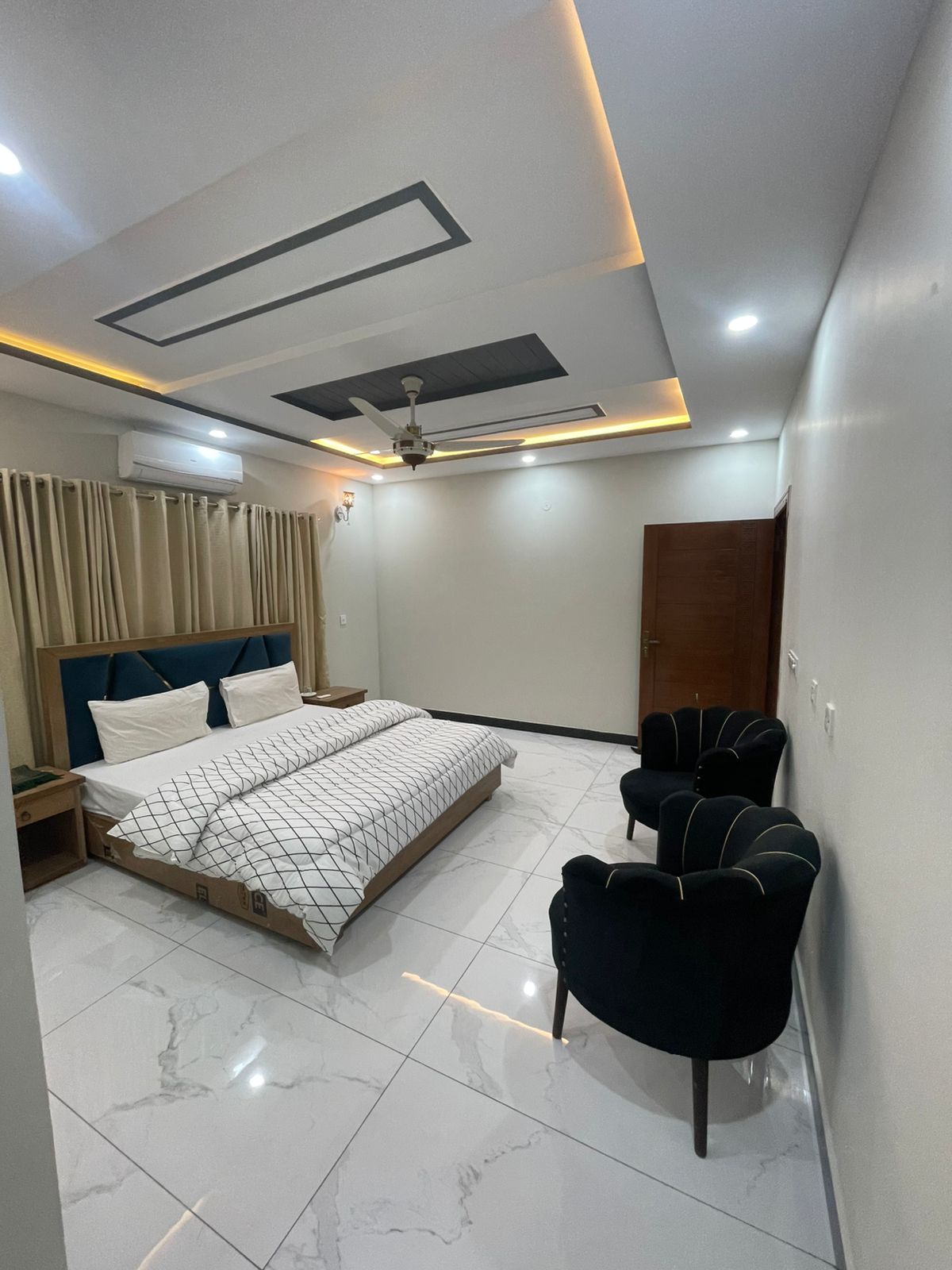 The Crown Guest House