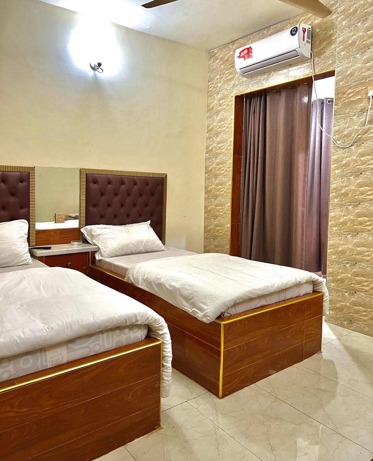Al-Mansoor Hotel