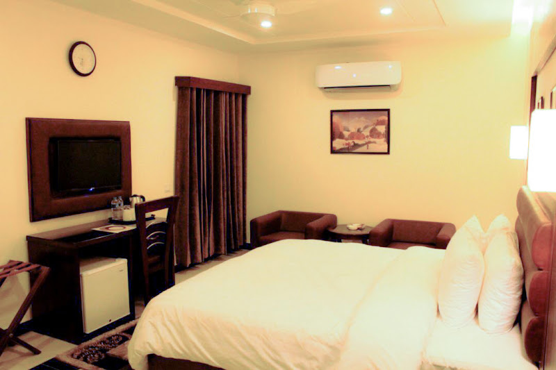 Hotel One DG Khan — photo 8