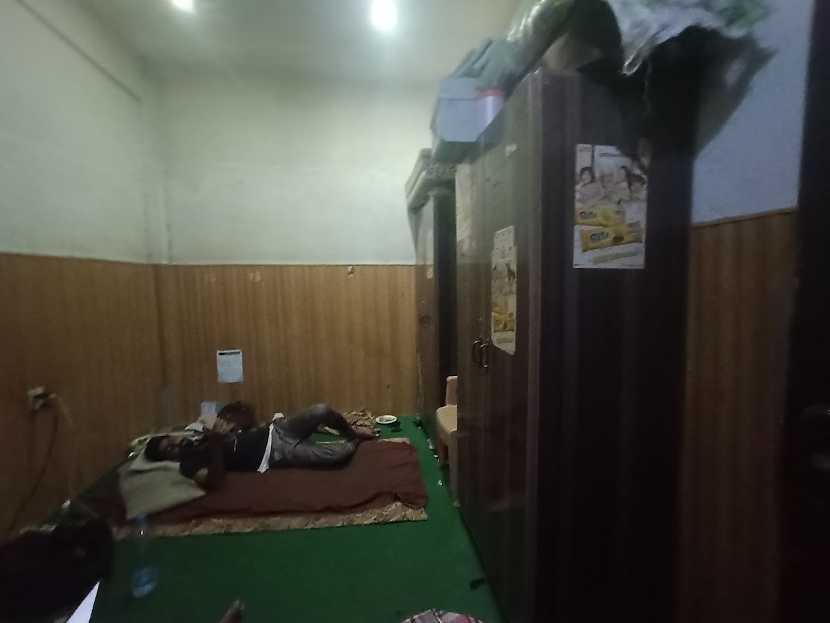 Paradise Hostel 3 For Boys, D Ground Faisalabad — photo 7