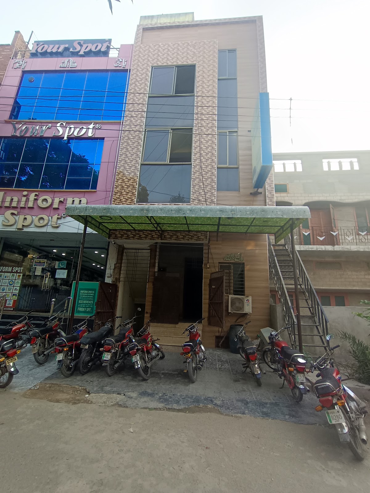 Paradise Hostel 3 For Boys, D Ground Faisalabad — photo 9