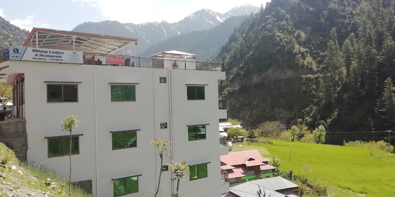Midway Lodges Neelum Valley - boys hostel in Athmuqam, Azad Kashmir
