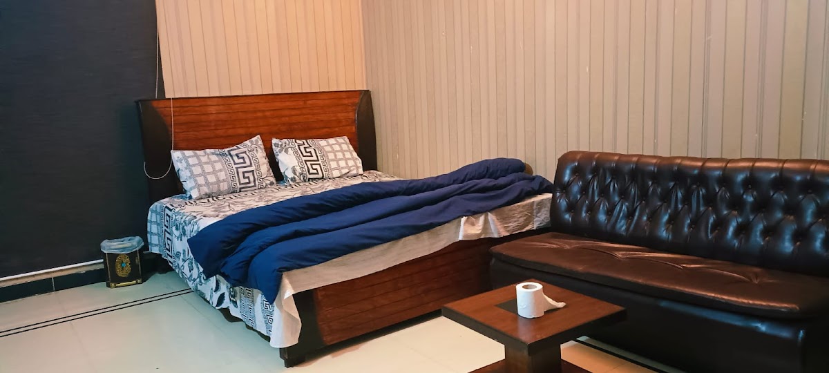 Guest House Bahria Phase 8 — photo 6