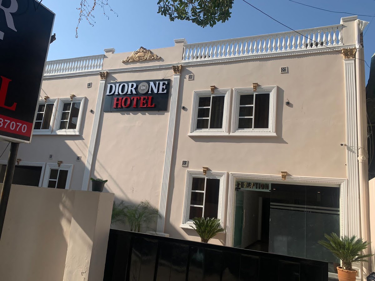 Dior One Hotel
