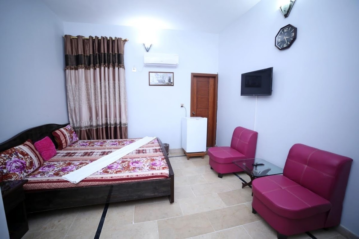 Season inn Guest House