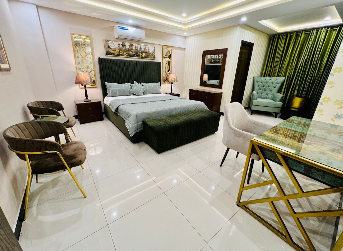 Bahria Luxus Suites