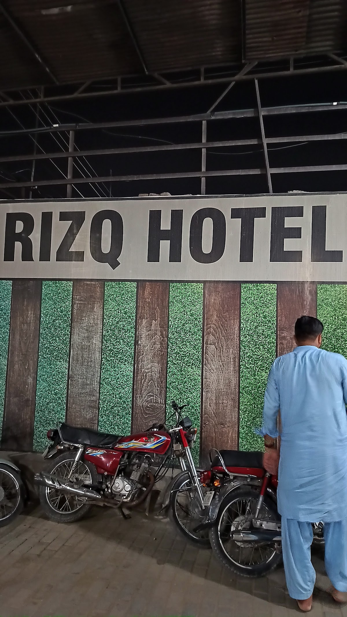 RizQ Hotel — photo 7