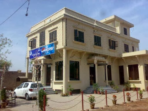 RizQ Hotel - coed hostel in Faisalabad, Punjab