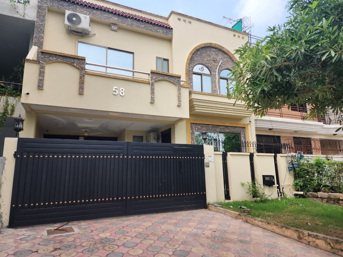 Aspire Lodge, G11 Islamabad - A Family Guest House & Hotel