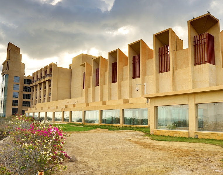 Zaver Pearl Continental Hotel — photo 7