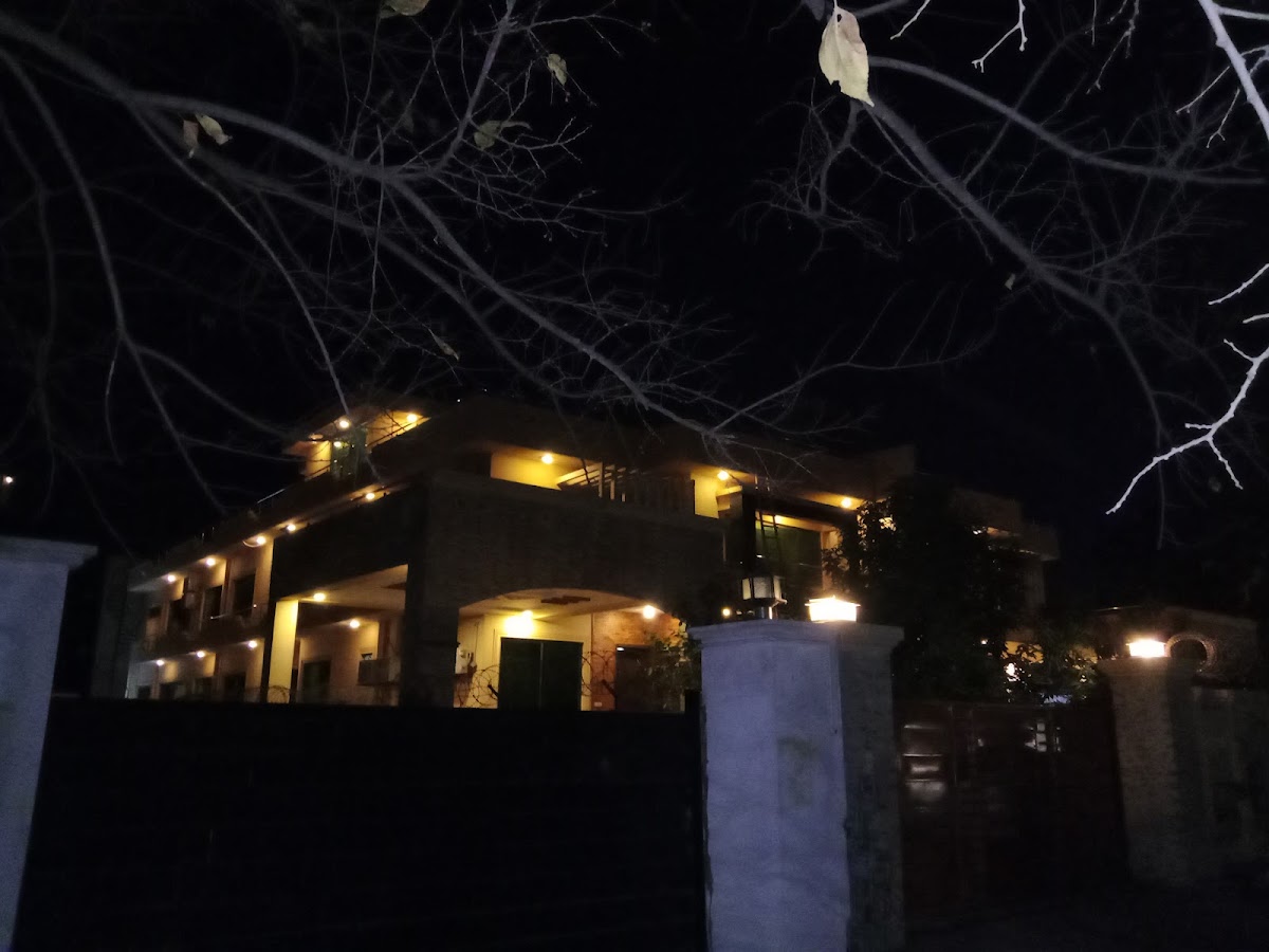 Royal Inn Boys Hostel F-8 — photo 9