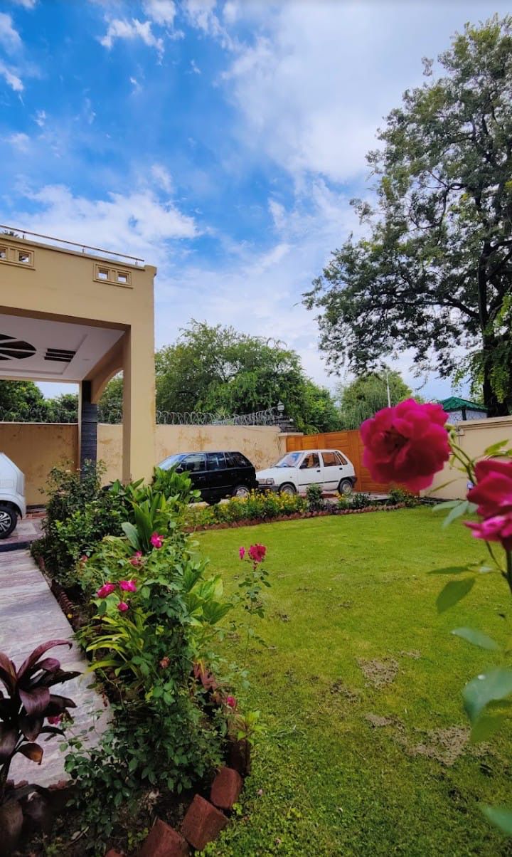 Royal Inn Boys Hostel F-8 - boys hostel in Islamabad, Capital Territory