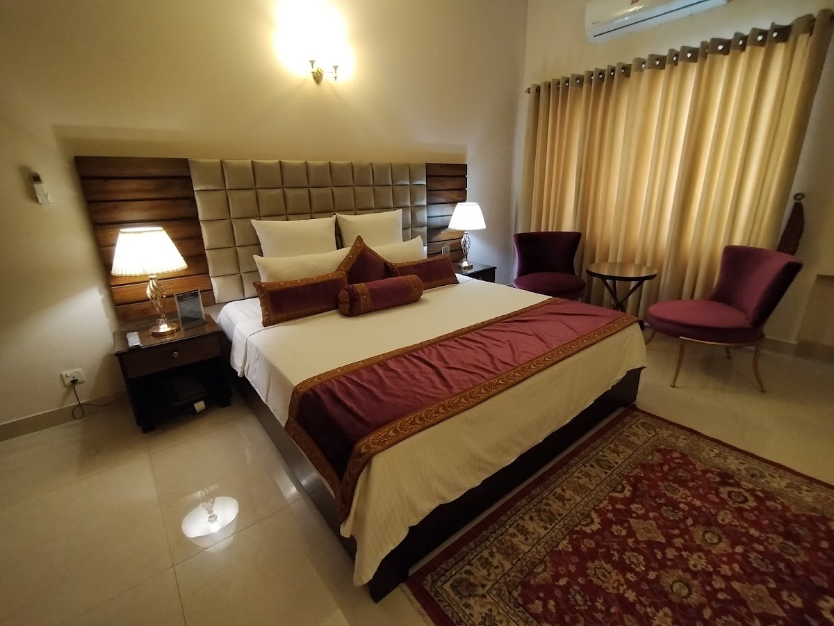 Hotel Gulberg Grand — photo 7