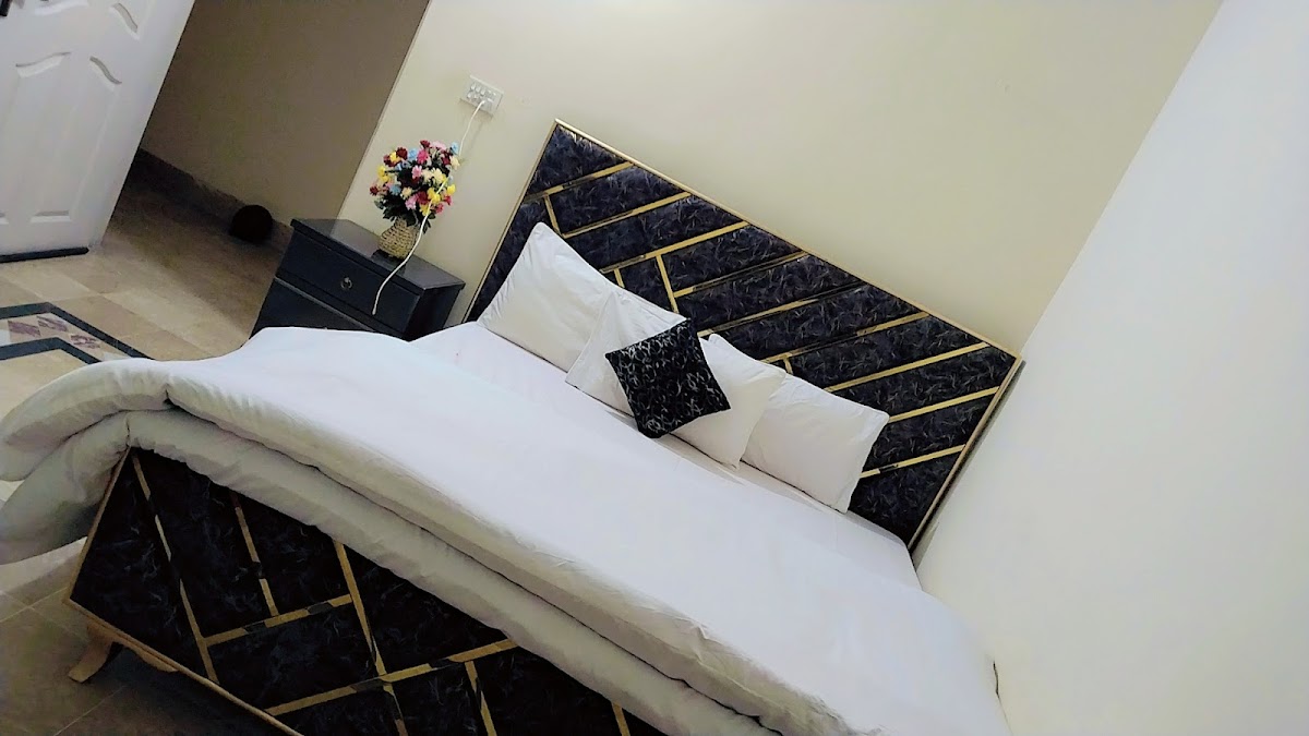 Royal Inn Guest House