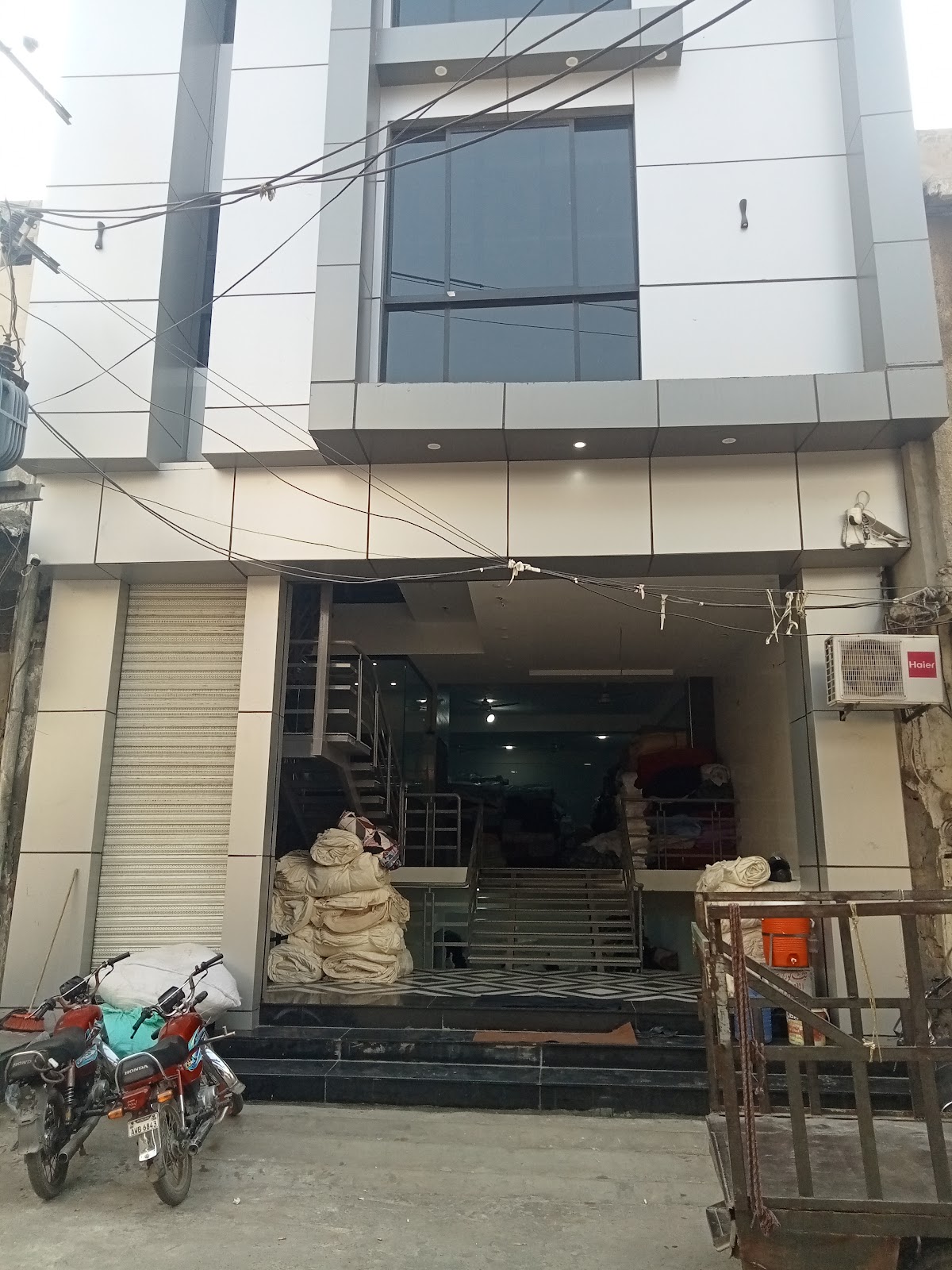 Executive Hostel - coed hostel in Faisalabad, Punjab