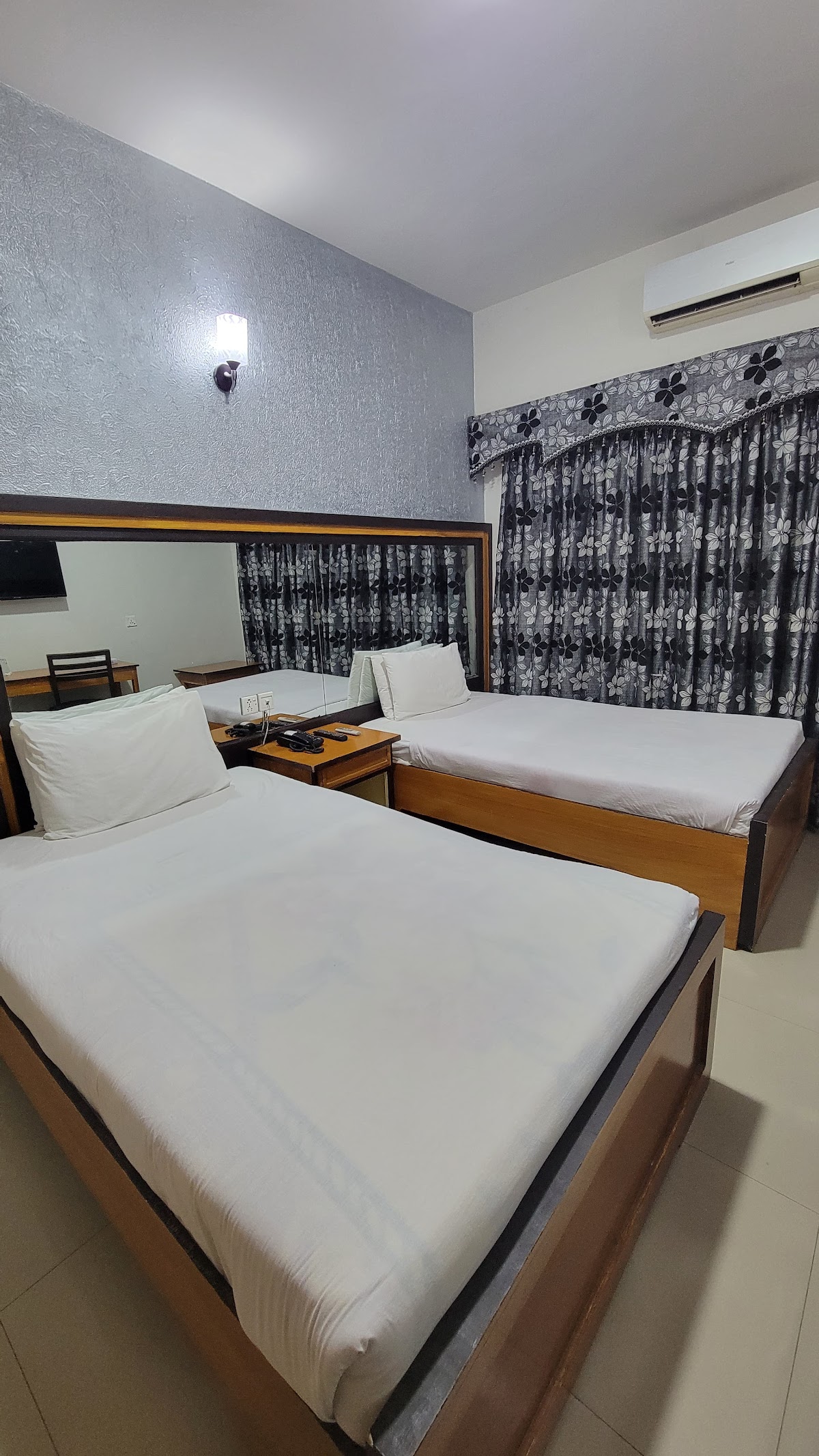 Hotel Sky Towers — photo 7