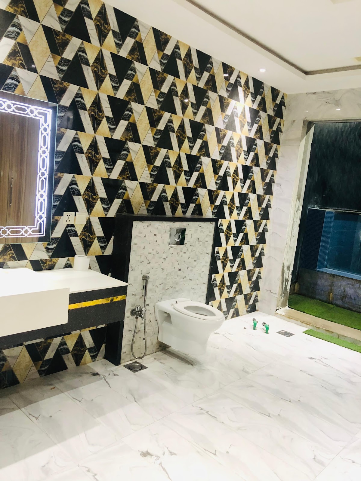 Hotel & Suites — photo 9