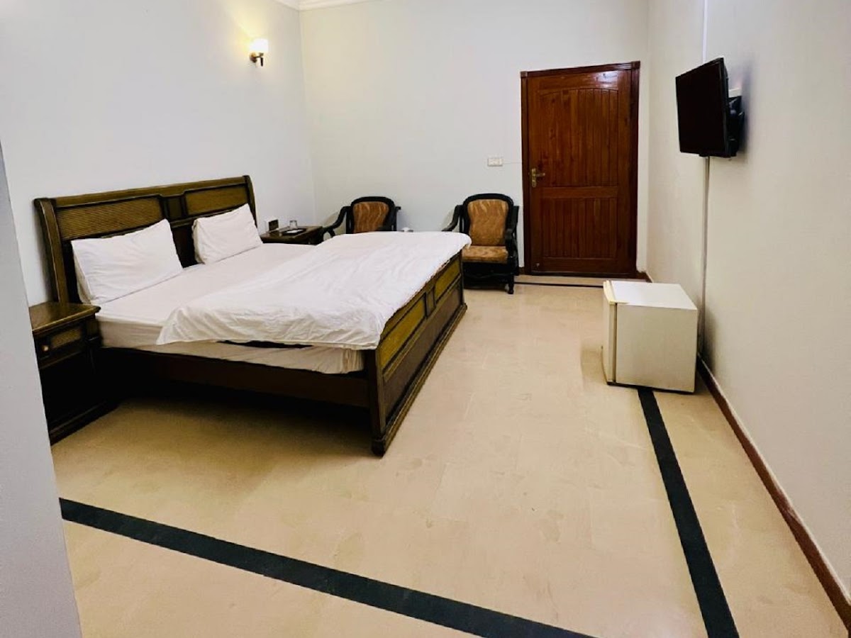 Step Inn Guest House Islamabad — photo 7