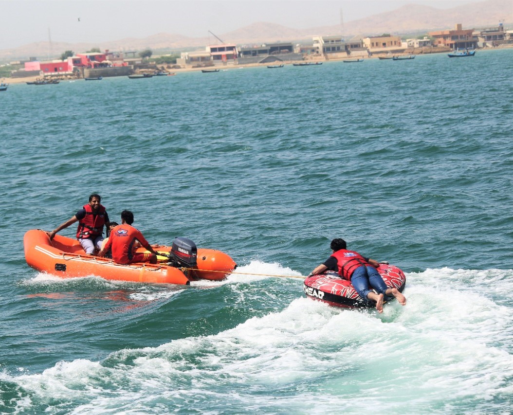 Uraan - Karachi Beach Huts — photo 7