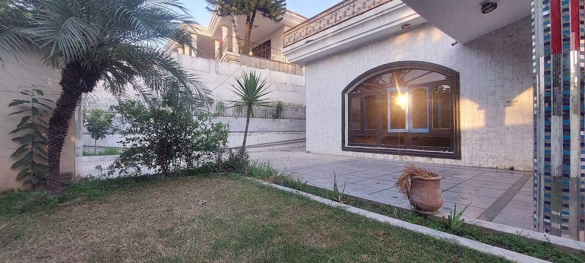Explorer's Lounge - coed hostel in Islamabad, Capital Territory