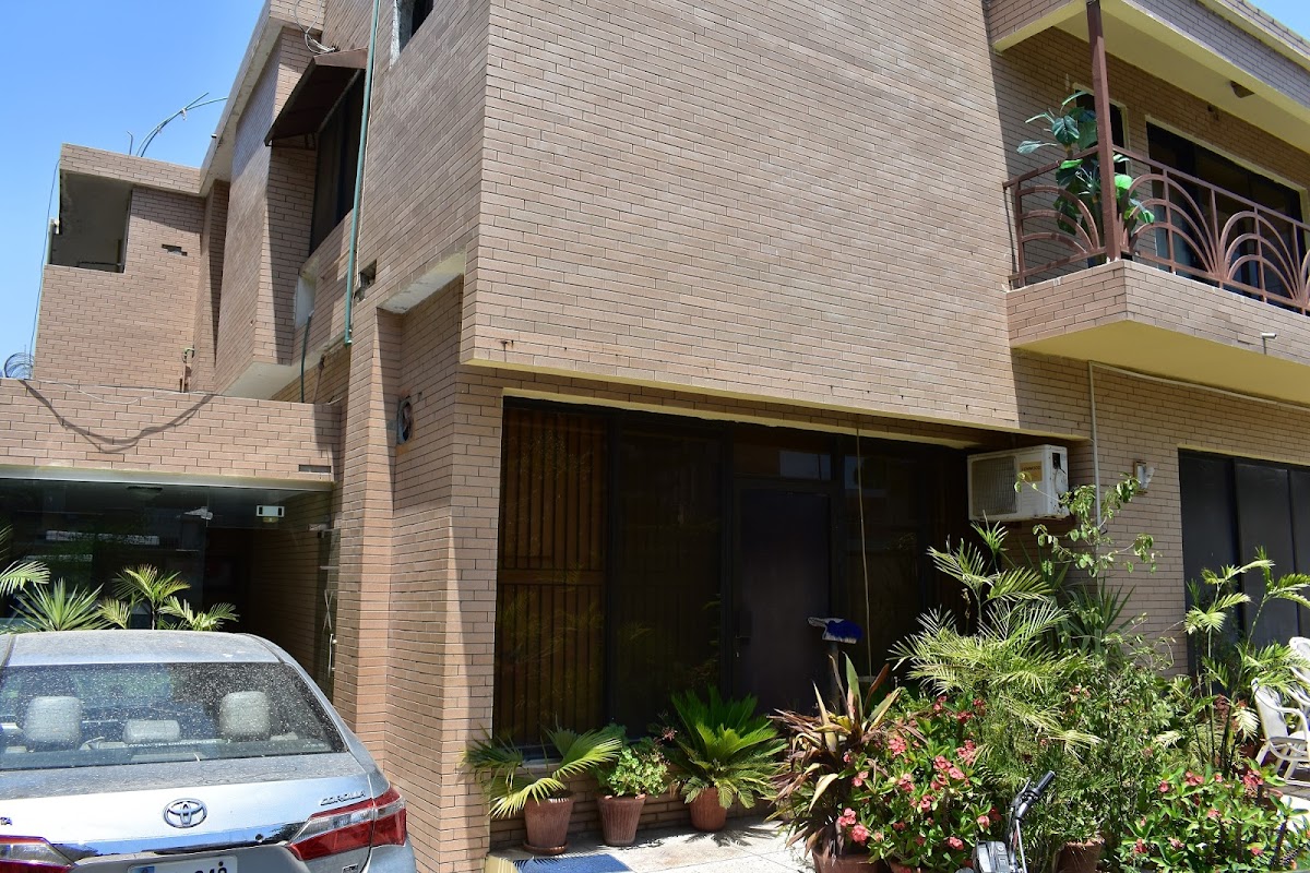 Galaxy Guest House Islamabad - coed hostel in Islamabad, Capital Territory
