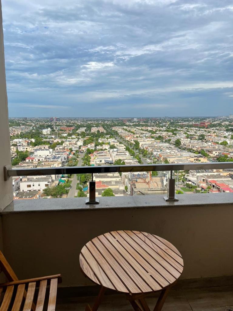 Gold Crest Luxurious Apartments - coed hostel in Lahore, Punjab