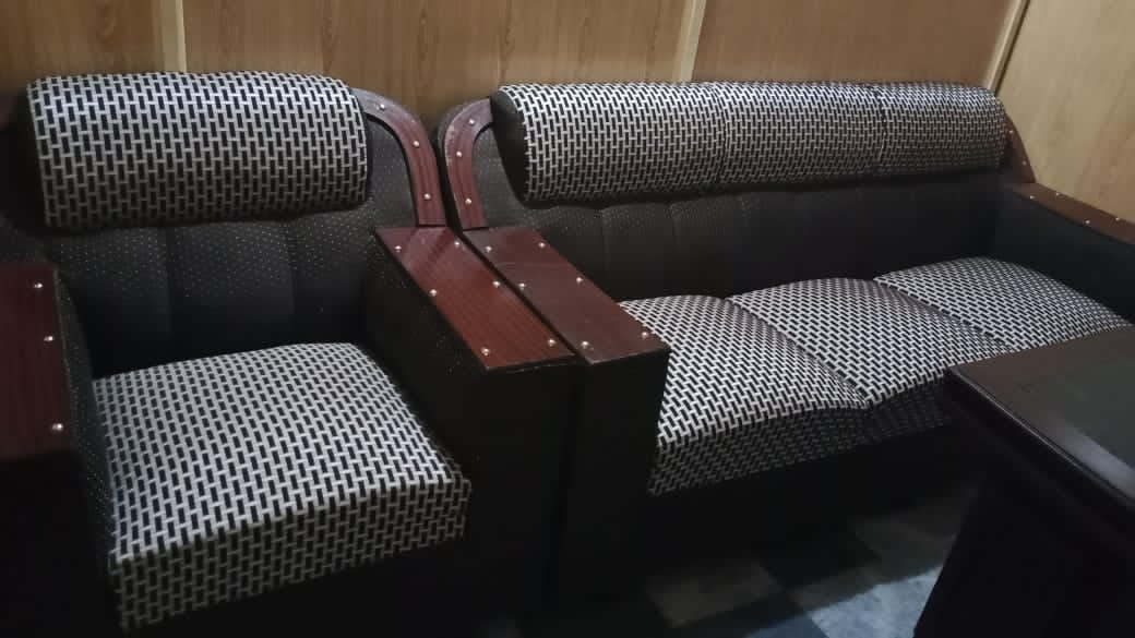 Al Zahra Girls Hostel Johar town Lahore — photo 9