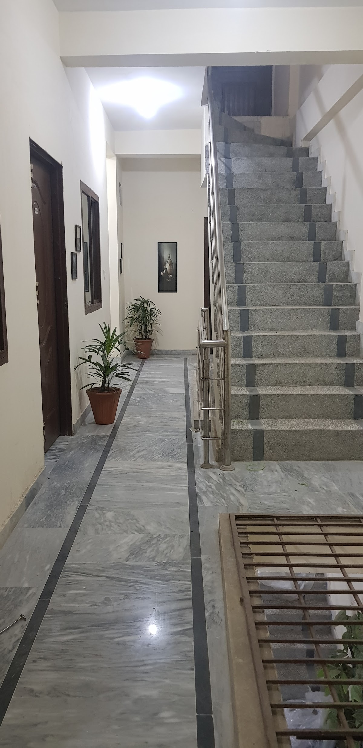 Pinewood Hostels for Girls