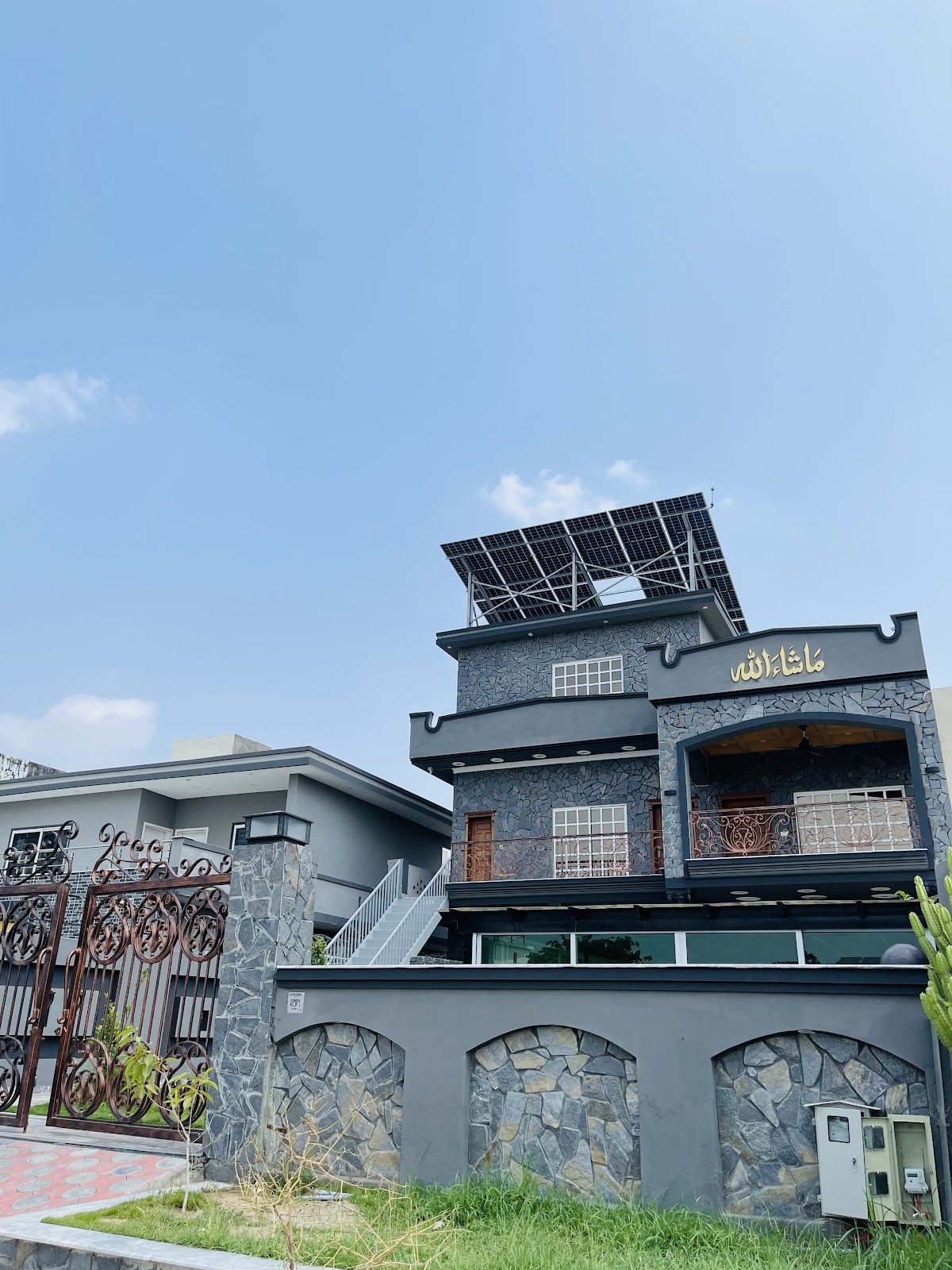 Twin City Club Guest House - coed hostel in Islamabad, Capital Territory
