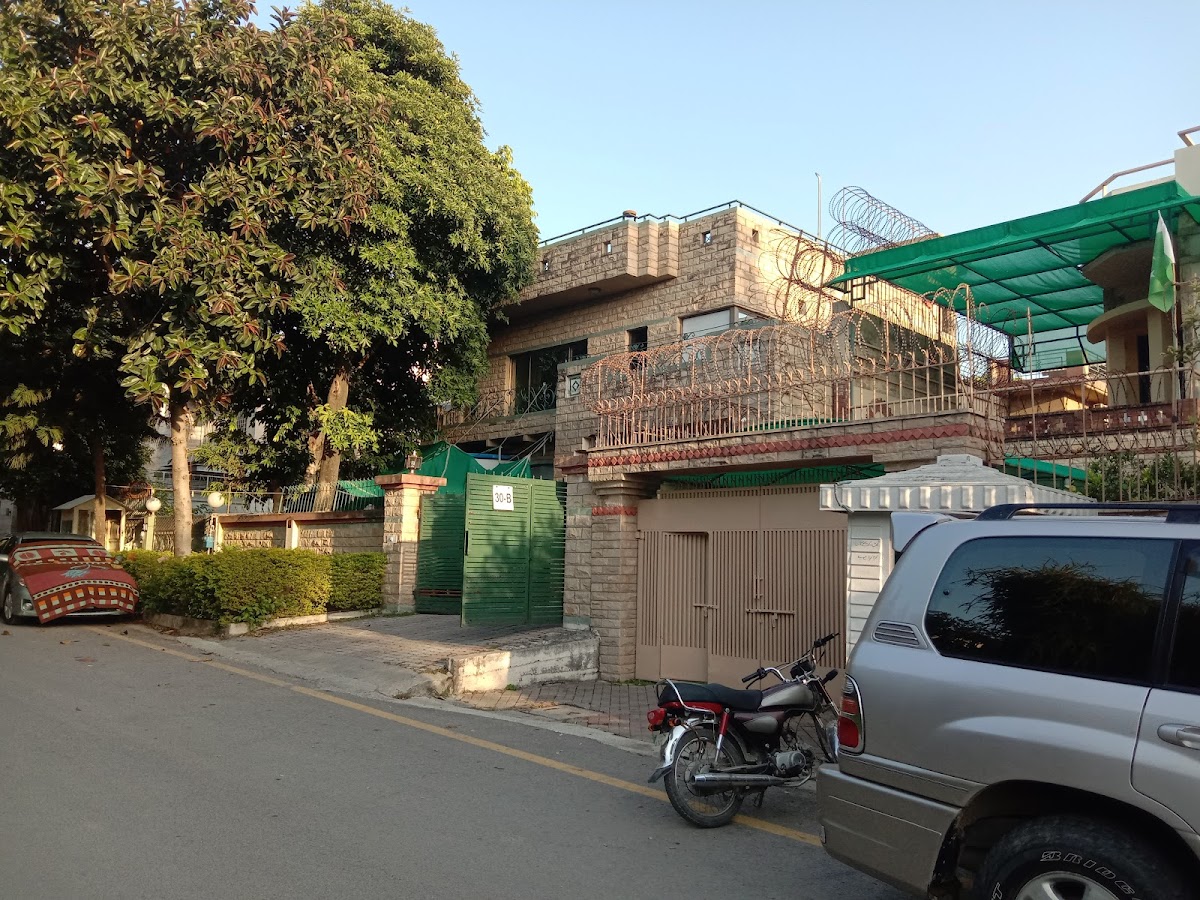 Apex Inn Guest House - coed hostel in Islamabad, Capital Territory
