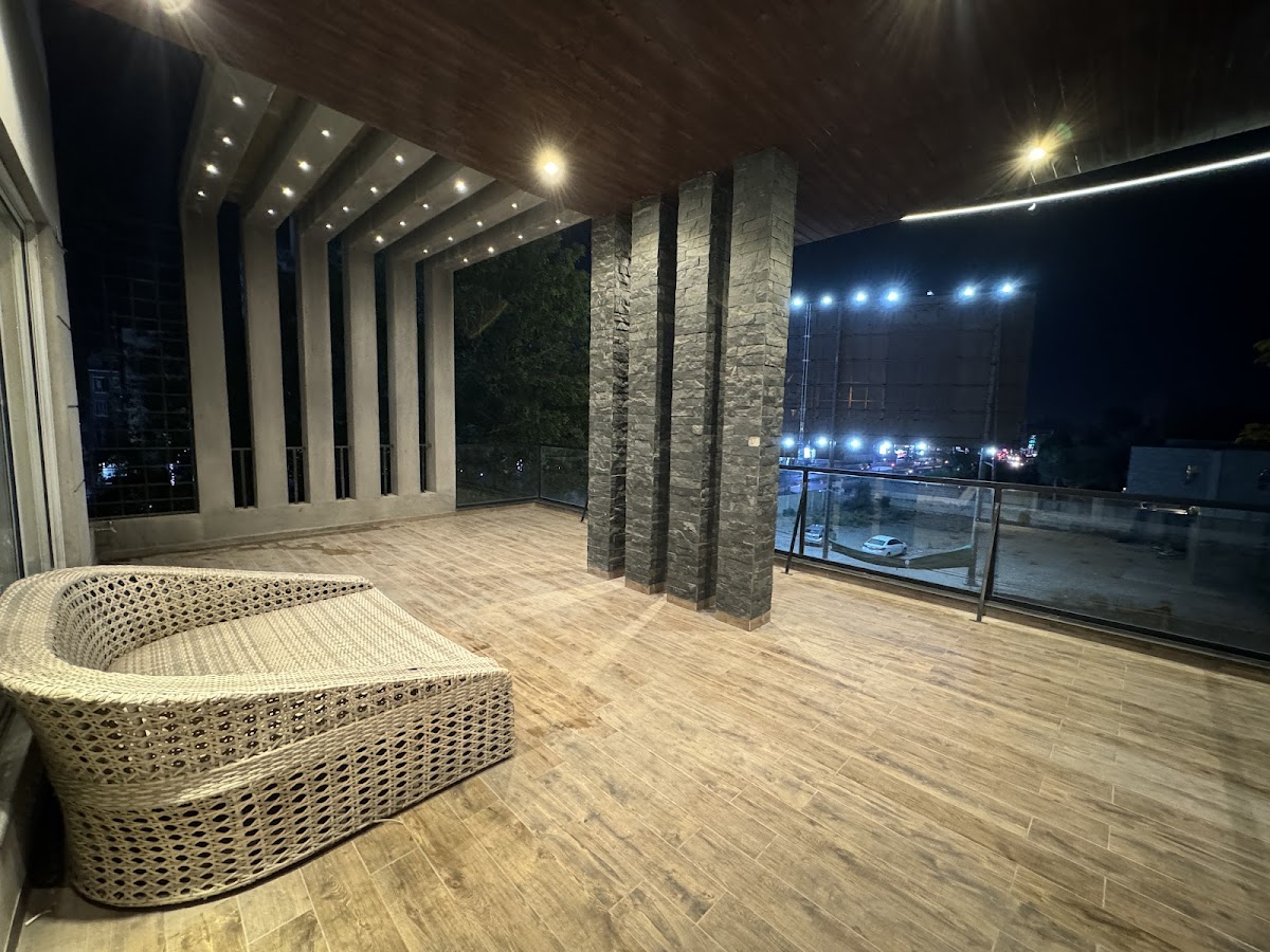 Palm Tree Hotel & Luxury Suites - Gulberg 3 — photo 6