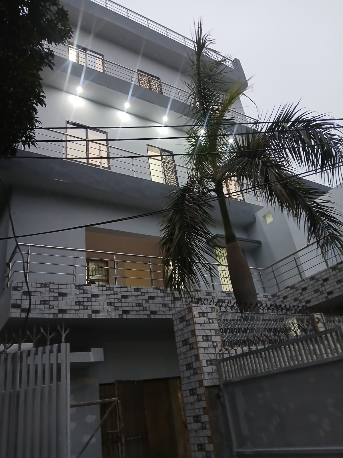 Royal Blue Girls Hostel Gulberg Lahore — photo 7