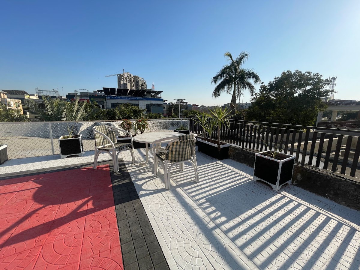 Sunrise Rest House — photo 10