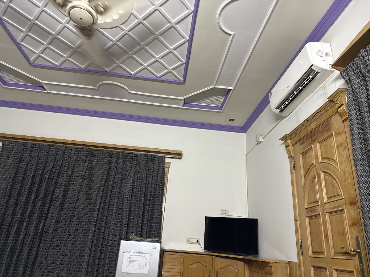 Butt Lodges Guest House - coed hostel in Rawalpindi, Punjab