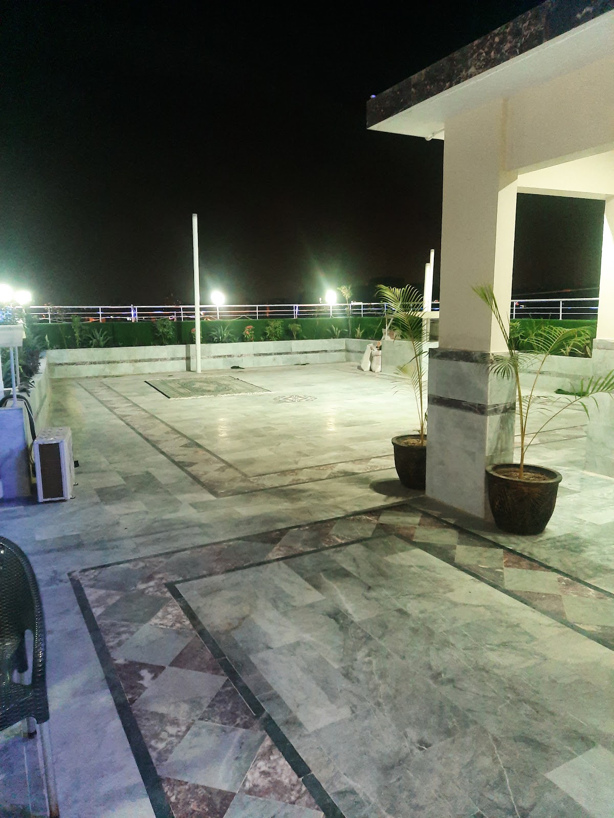 4 Season Guest house - coed hostel in Karachi, Sindh