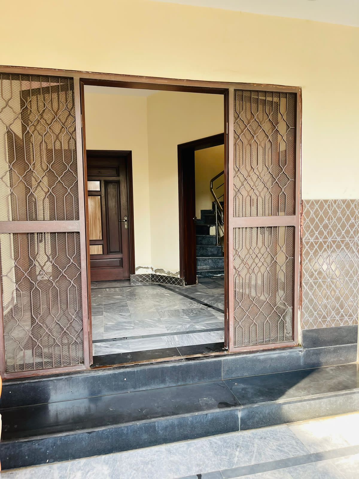 Jahangir Villa Guest House (for ladies only) — photo 8